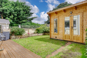 Rear External- click for photo gallery